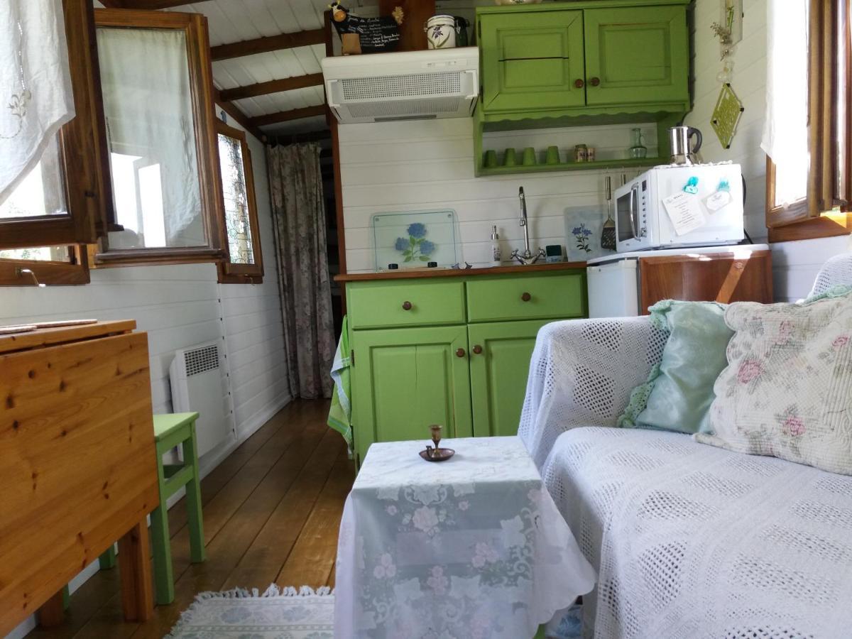 Roulotte Fleur Des Champs Villa Sigalens ภายนอก รูปภาพ